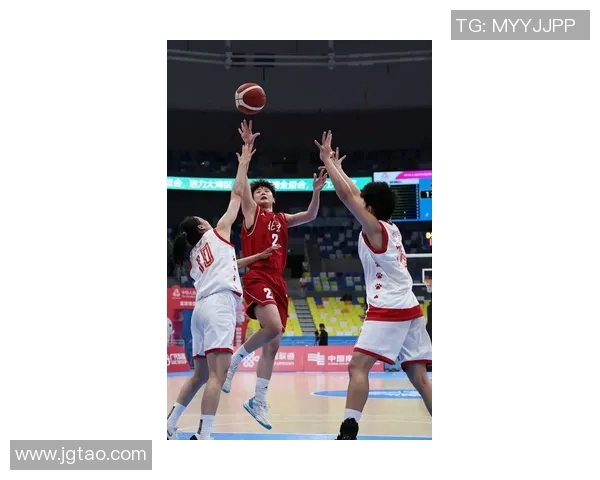 CBA北京对阵新疆精彩比赛完整视频回顾与分析